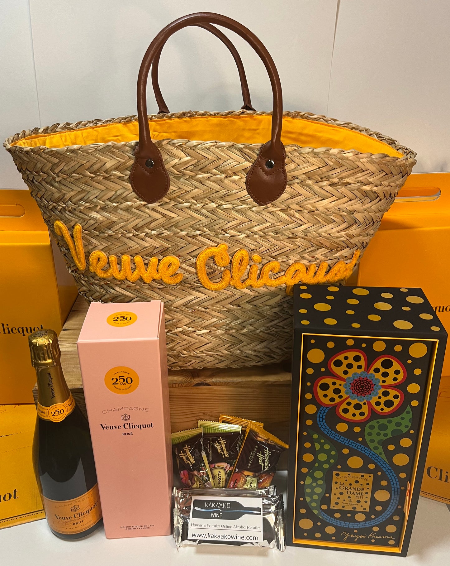 Three expressions of Champagne Veuve Clicquot Gift Set with Collector Tote